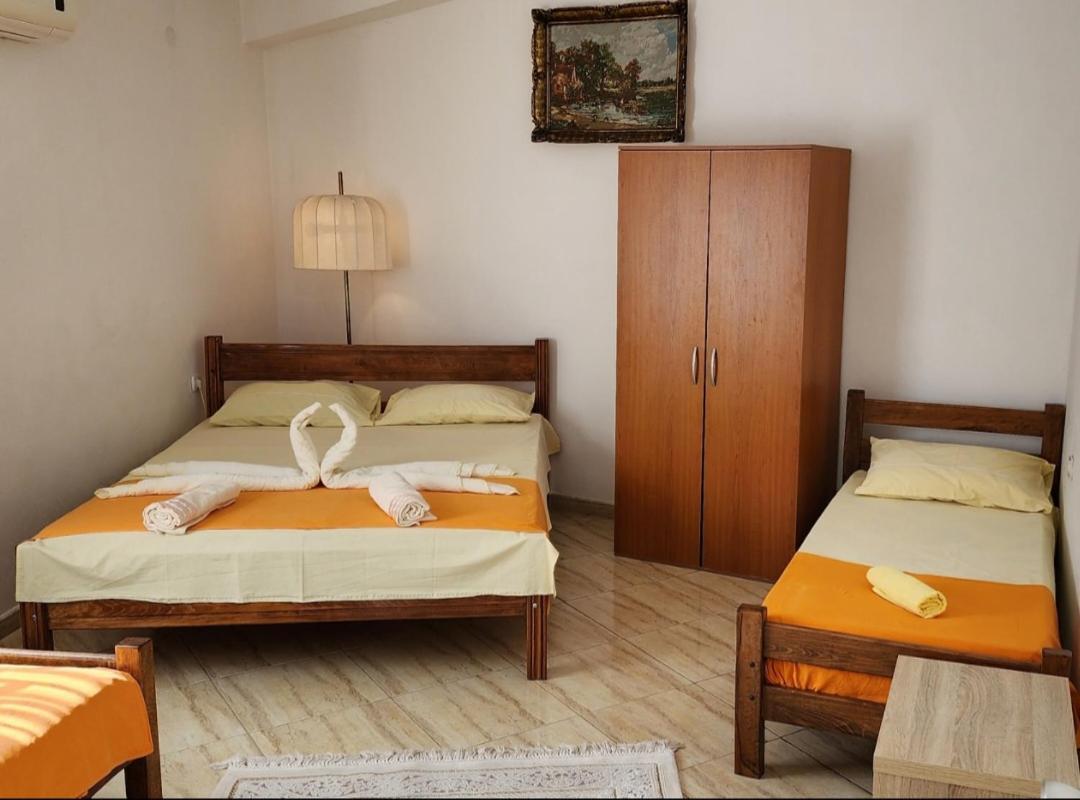 Apartments Ishmi In Center Of Ulcinj Quarto foto