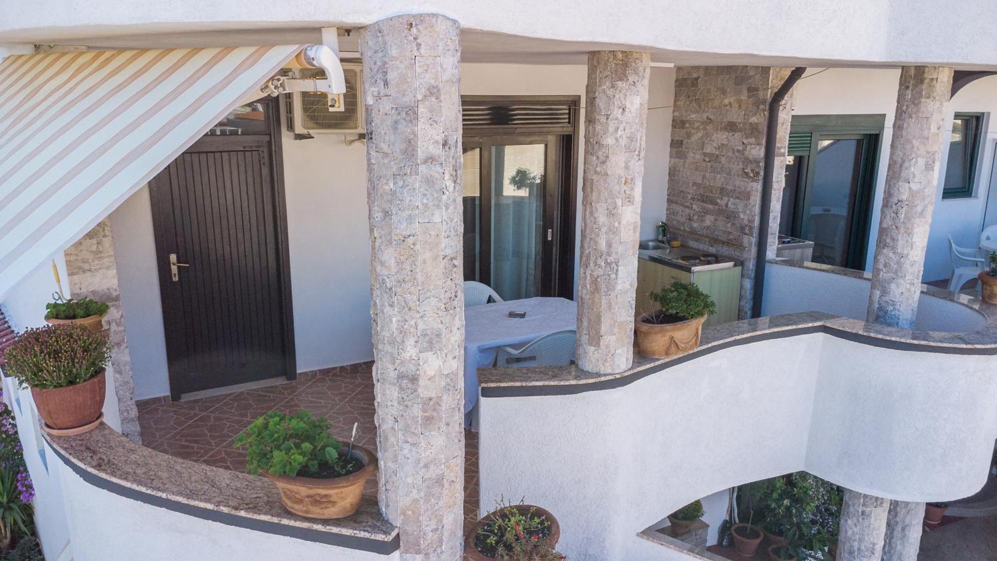 Apartments Ishmi In Center Of Ulcinj Quarto foto